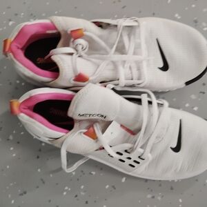 Nike Women's Metcon White Sneakers with Pink and Orange Accents 9.5